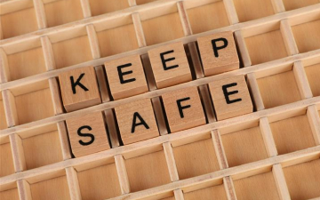 An image with some words that read "keep safe"